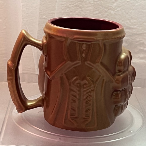 Marvel Gold Infinity Gauntlet Mug - Picture 5 of 7